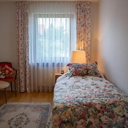 - Ihr Zuhause Auf Zeit In * Hoechberg